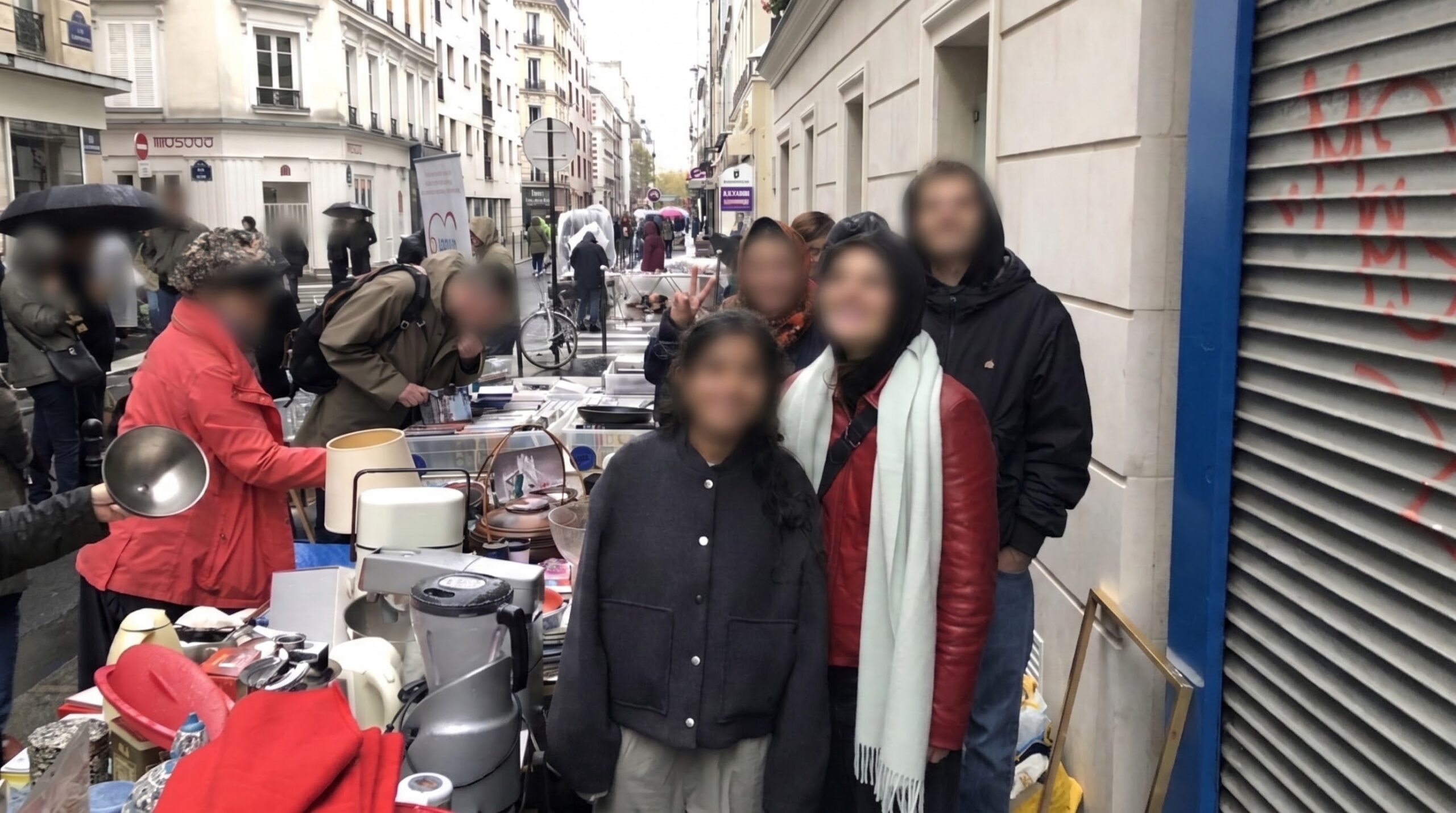 Stand de Coeur et Action rue Raymond Losserand, octobre 2024